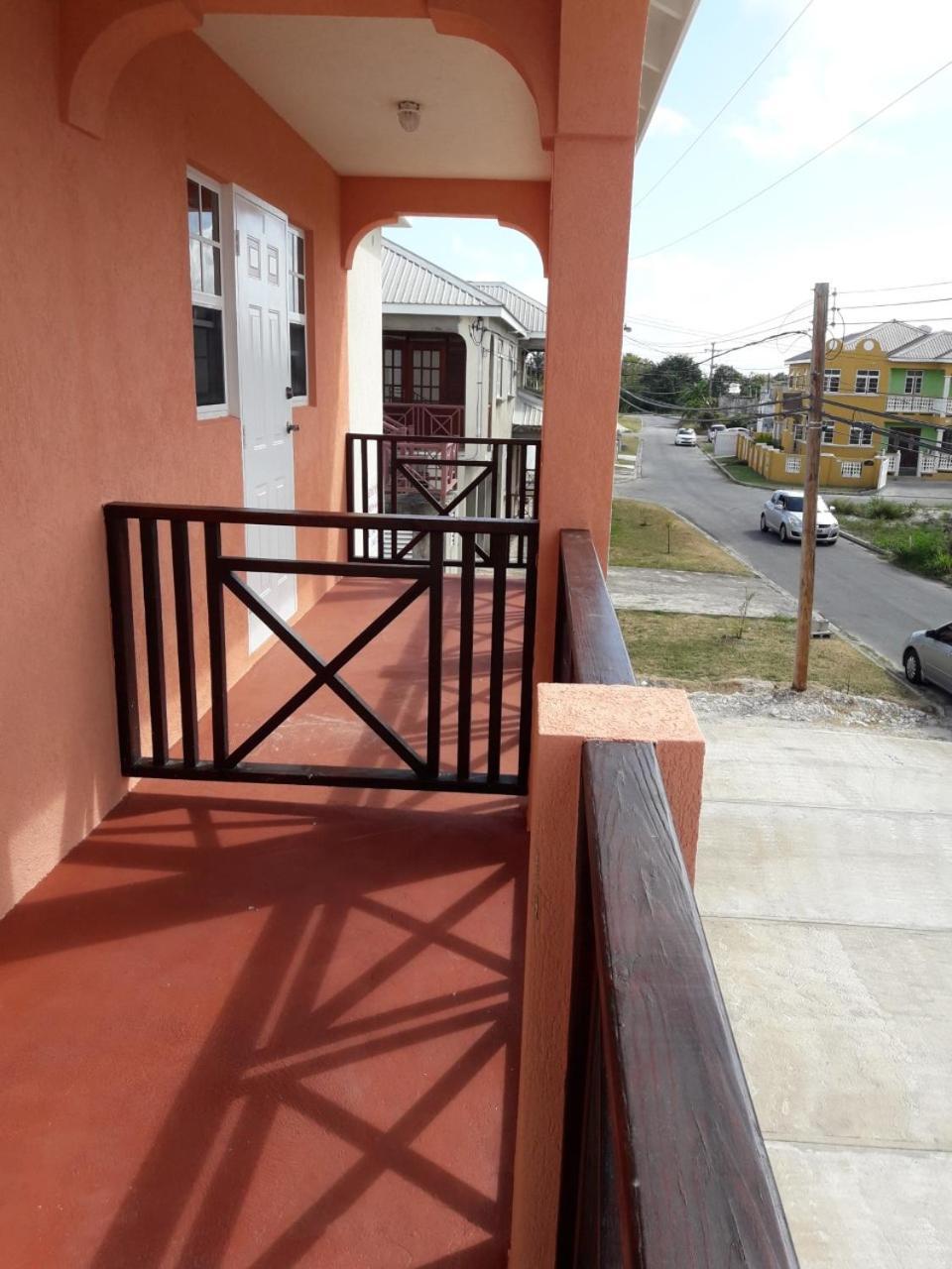 Manderley Apartment Saint Philip