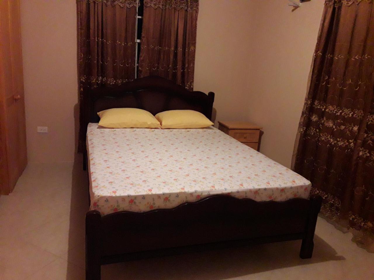 Manderley Apartment Saint Philip