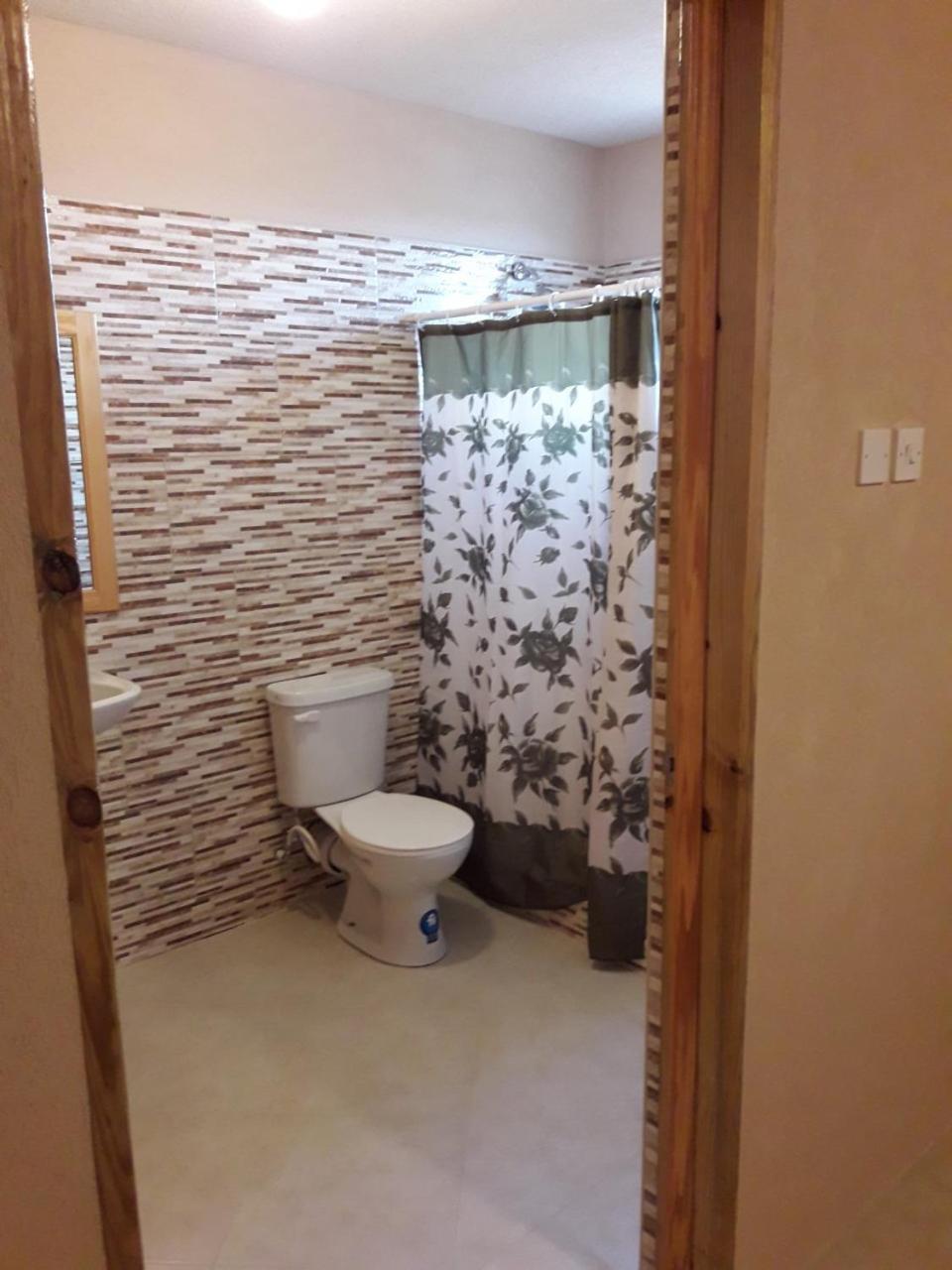 Manderley Apartment Saint Philip